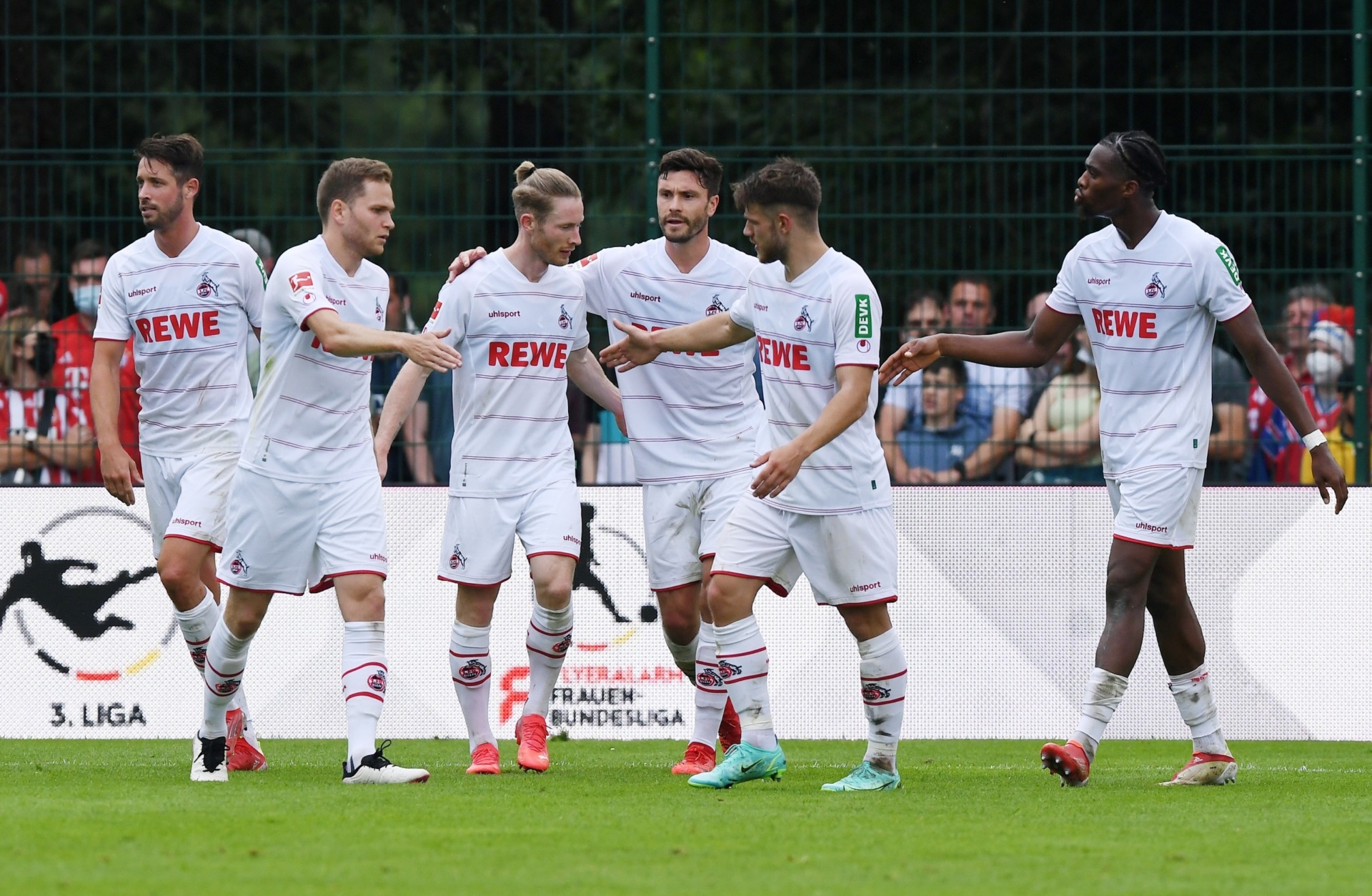 uhleague: 1. FC Köln – uhlsquad – The official uhlsport blog